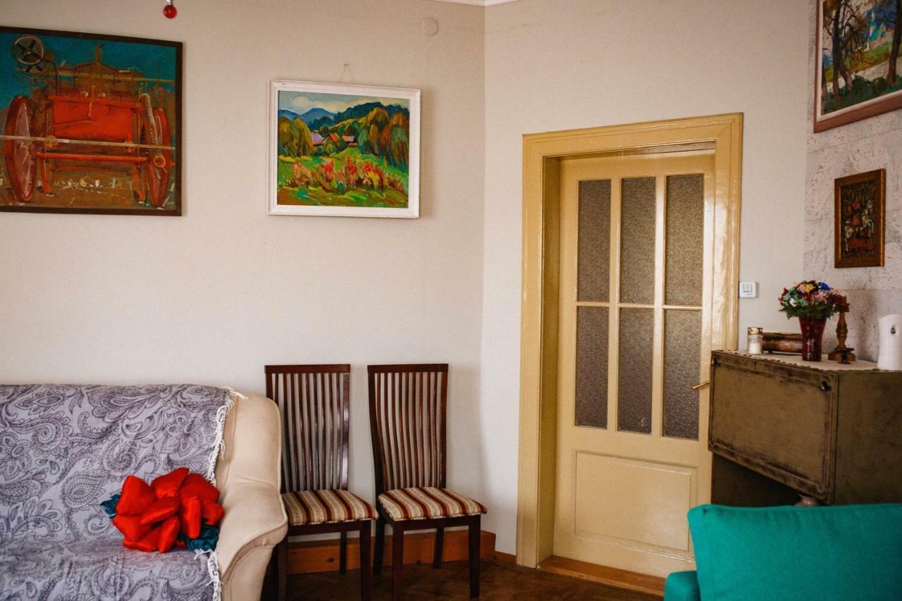 Appartement Historical Center à Oujhorod Extérieur photo