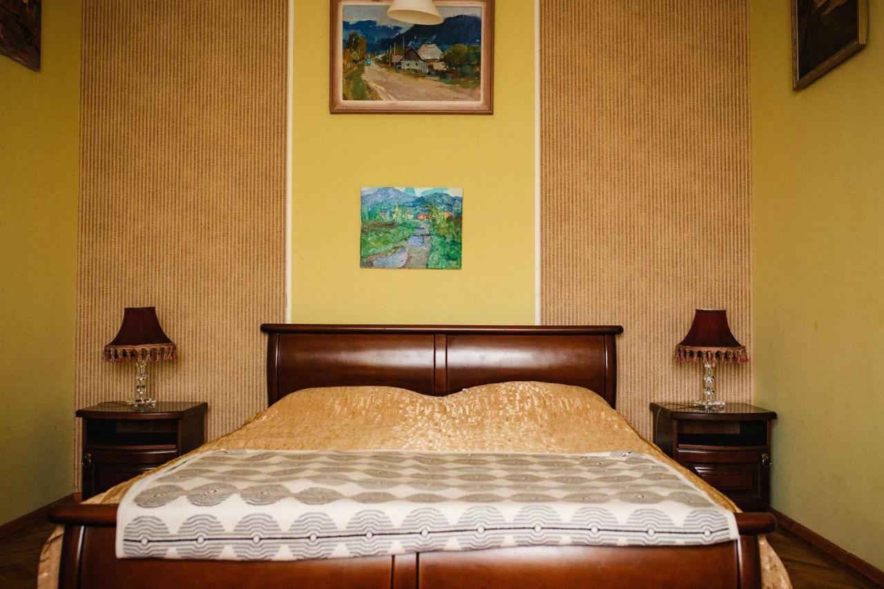 Appartement Historical Center à Oujhorod Extérieur photo